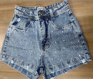 Short com brilho